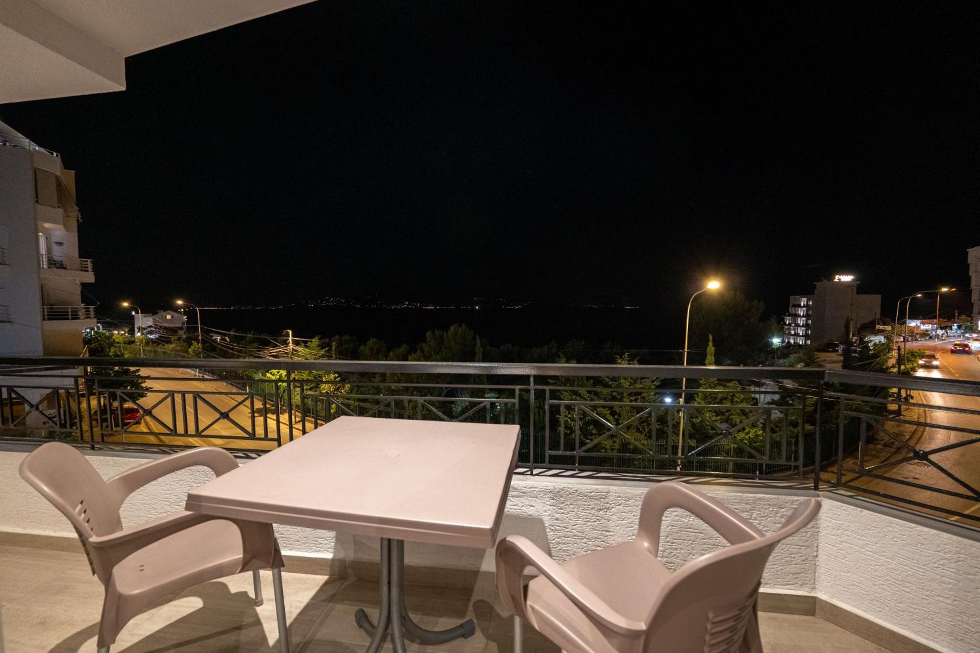 Sunkised Hotel Sarande Exterior photo